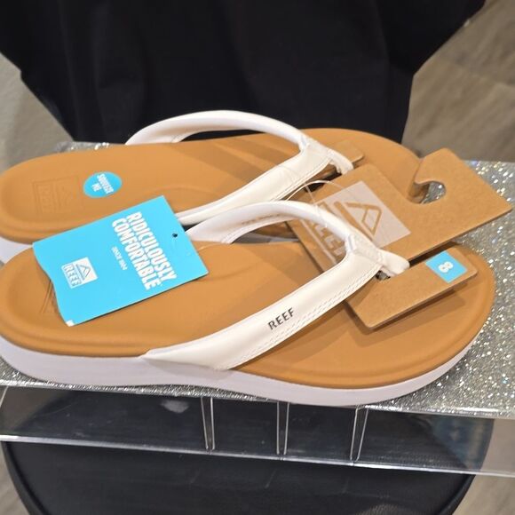 Reef Cushion Cloud Flip-Flop Platform Sandal- White/Tan - Picture 8 of 9